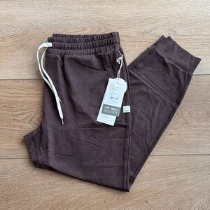NWT Vuori Women's Performance Joggers | M